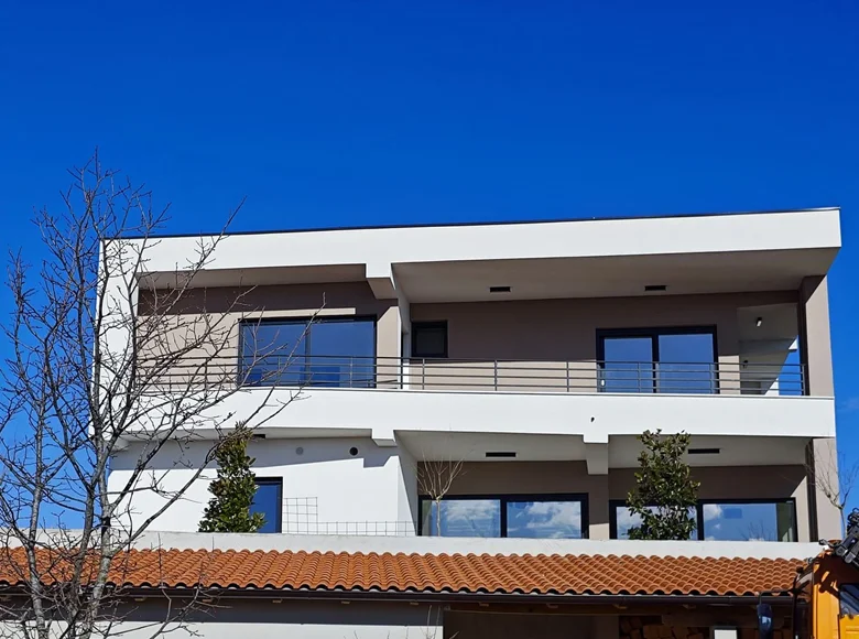 3 bedroom villa 198 m² Omisalj, Croatia