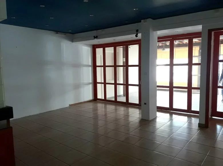 Commercial property 154 m² in Paphos, Cyprus
