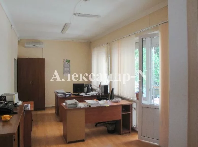Oficina 153 m² en Odessa, Ucrania