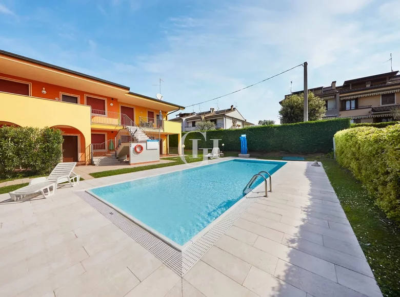 Apartamento 3 habitaciones 79 m² Castelnuovo del Garda, Italia