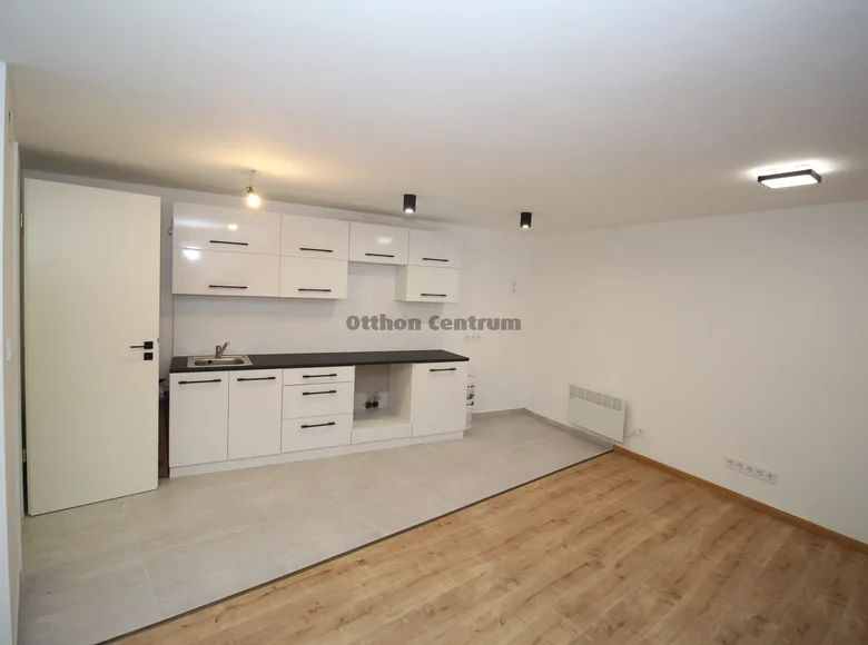 1 room apartment 65 m² Budapest, Hungary