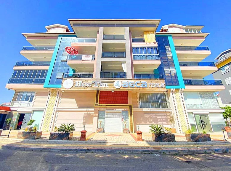 Commercial property 750 m² in Alanya, Turkey