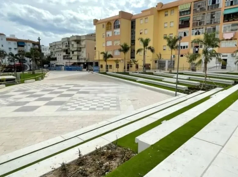 3 bedroom apartment 76 m² Estepona, Spain