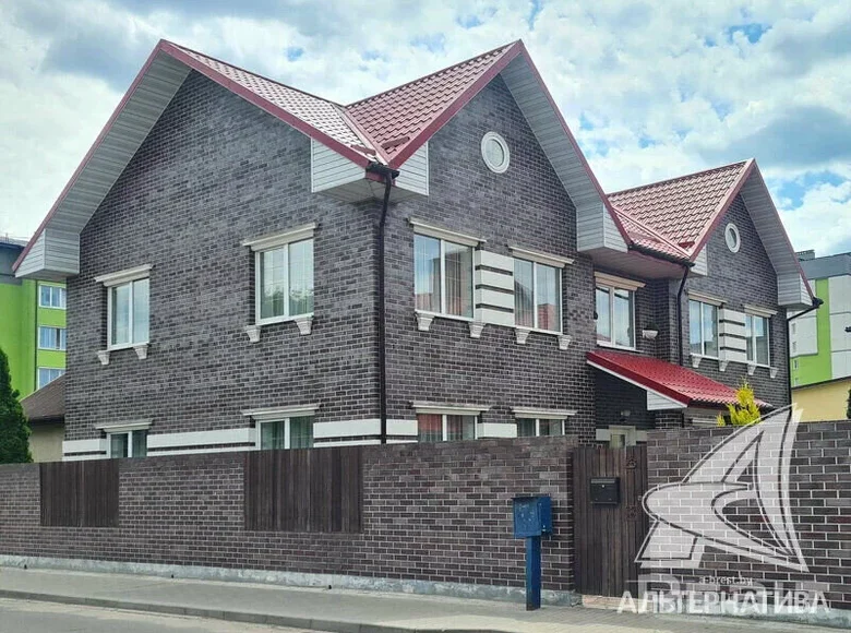 House 222 m² Brest, Belarus