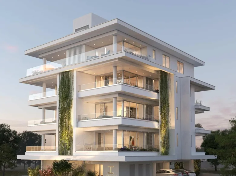 Mieszkanie 3 pokoi 141 m² Strovolos, Cyprus