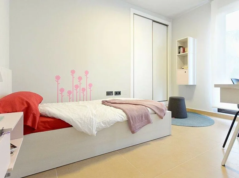 2 bedroom apartment 74 m² Valencian Community, Spain