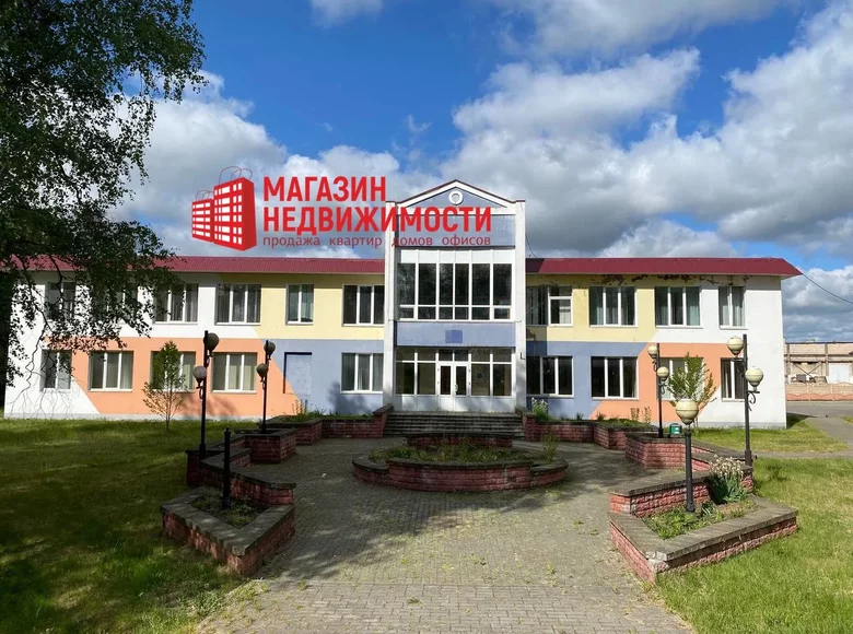 Office 1 211 m² in Tapiliski, Belarus