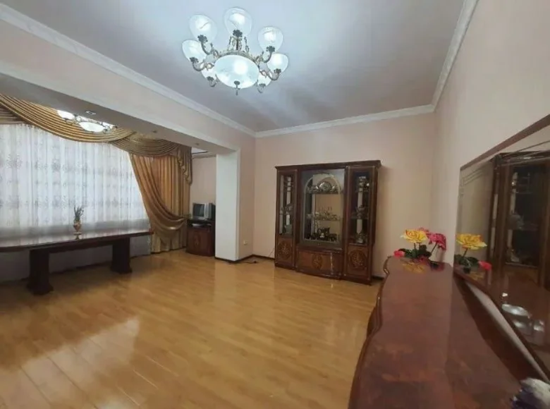 Квартира 4 комнаты 100 м² Ташкент, Узбекистан