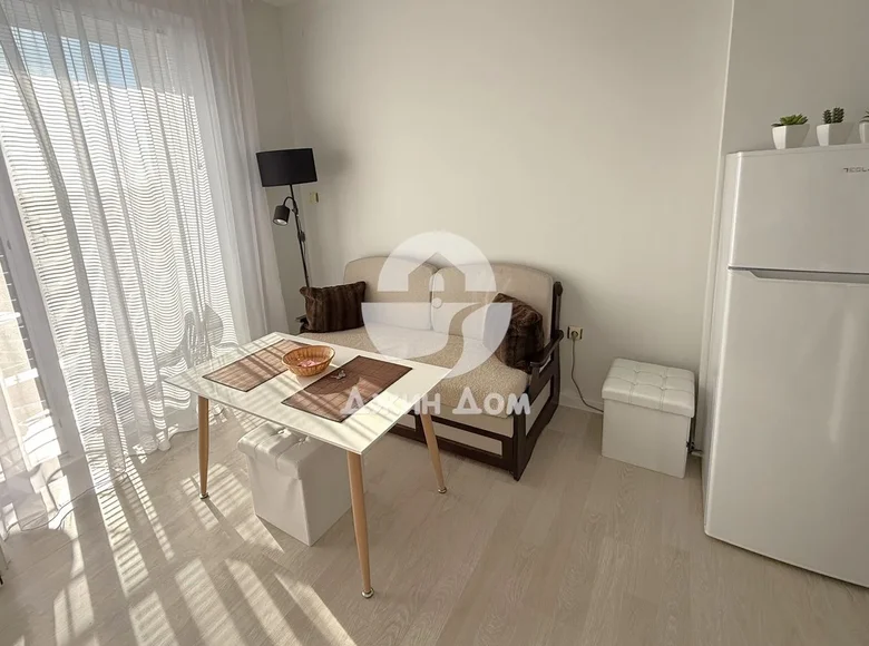 Mieszkanie 2 pokoi 48 m² Nesebyr, Bułgaria