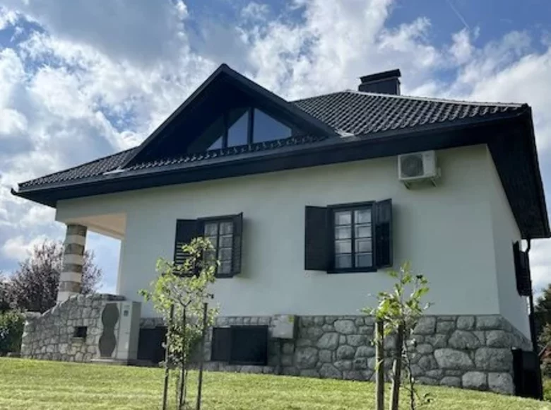 Haus 225 m² Veldes, Slowenien