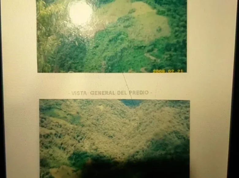 Land  Pie de Monte Costero, Colombia