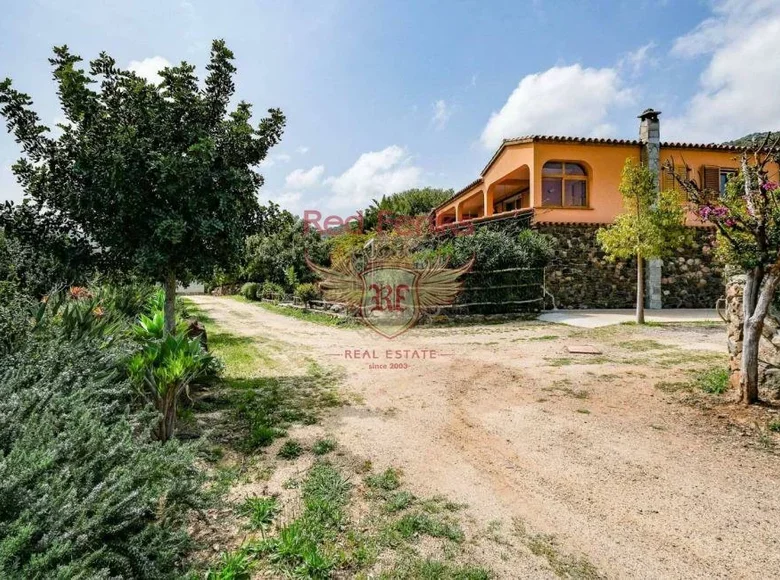 4-Zimmer-Villa 400 m² Murera Muravera, Italien