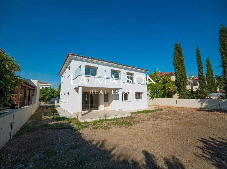 4 bedroom house 233 m² Latsia, Cyprus