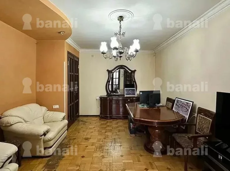 Apartamento 4 habitaciones 78 m² Ereván, Armenia