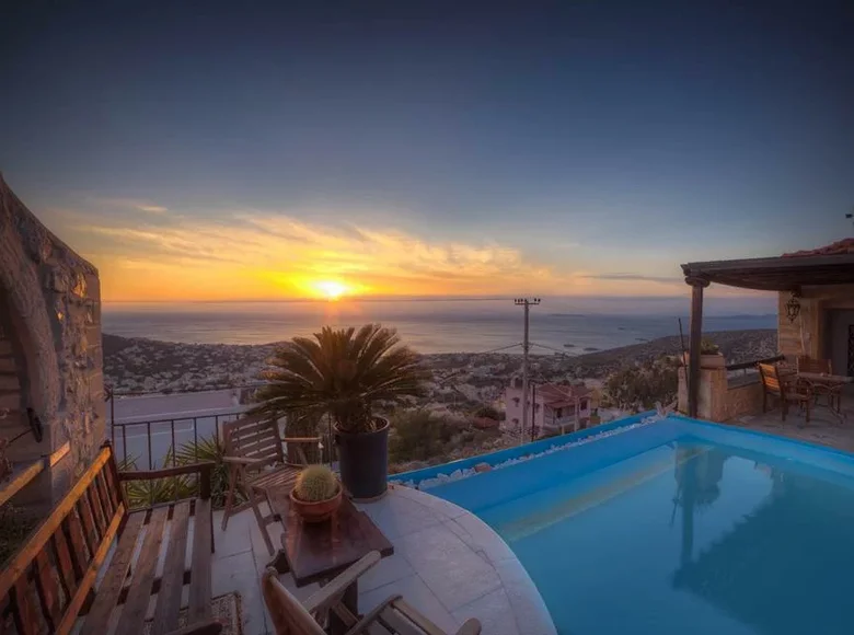 4 bedroom Villa 210 m² Municipality of Saronikos, Greece