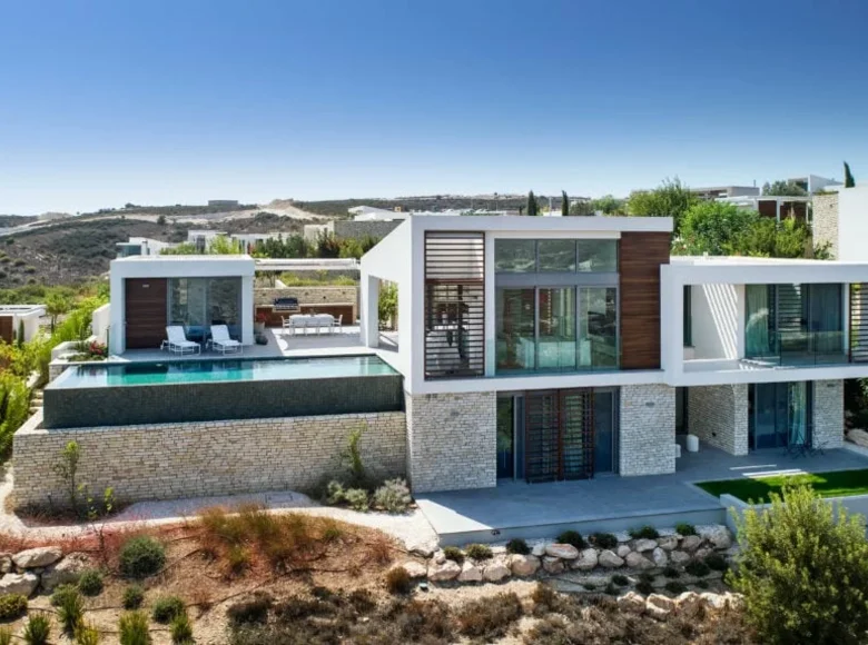 3-Schlafzimmer-Villa 210 m² Paphos, Zypern