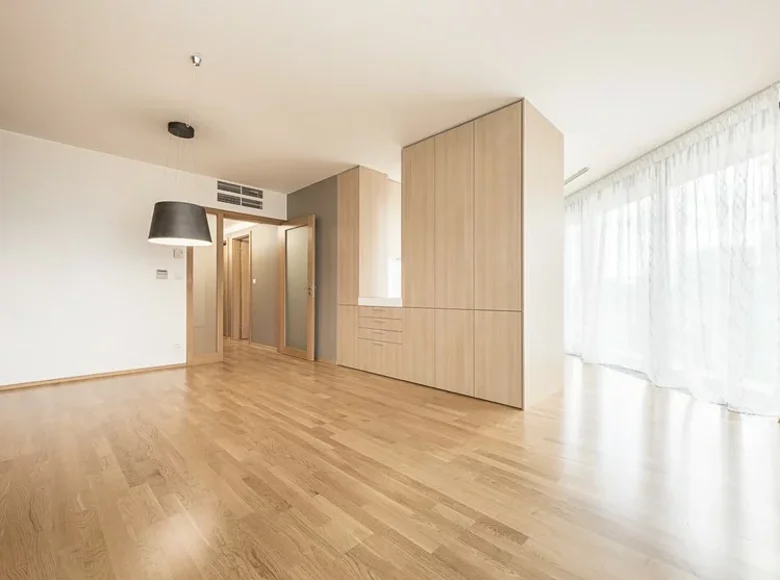 3 bedroom apartment 130 m² Prague, Czech Republic
