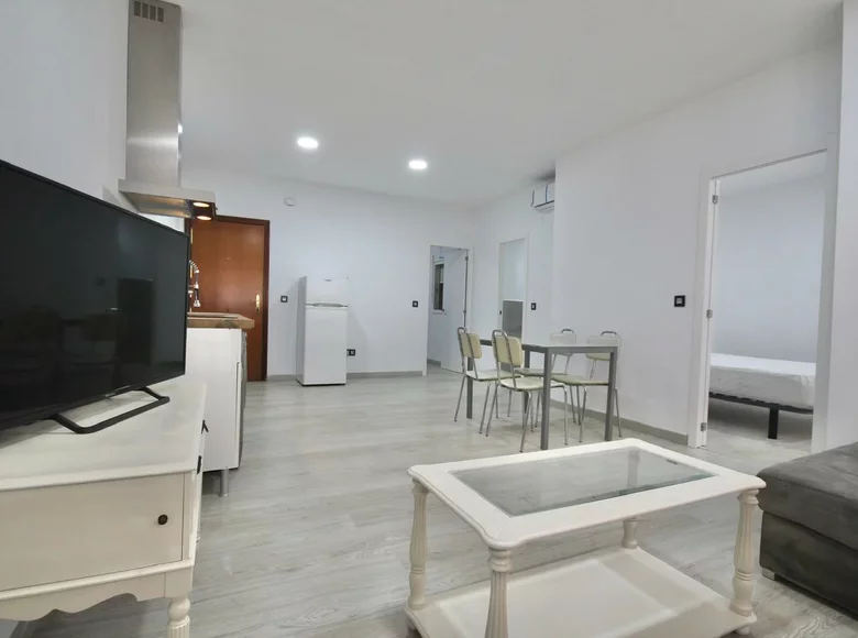 2 bedroom apartment 68 m² Malaga, Spain