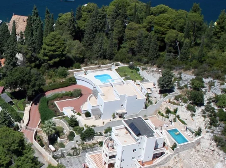 6 room villa 600 m² Dubrovnik, Croatia