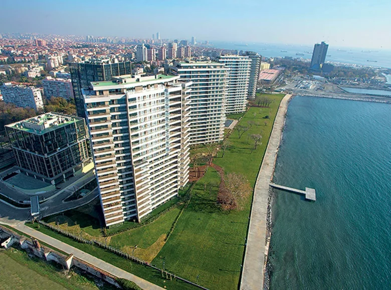 Propiedad comercial  en Bakirkoey, Turquía