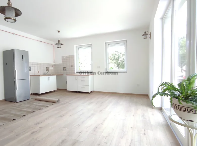 Wohnung 4 Zimmer 82 m² Budapest, Ungarn