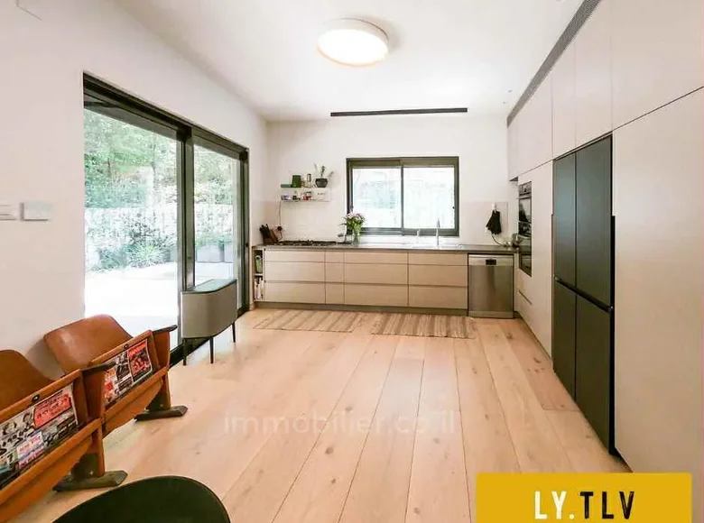 5 room apartment 234 m² Tel-Aviv, Israel