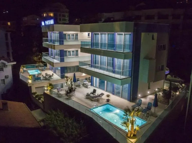 Hotel 1 011 m² Budva, Montenegro