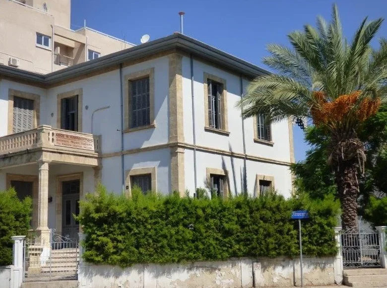 Maison 8 chambres 450 m² Larnaca, Chypre