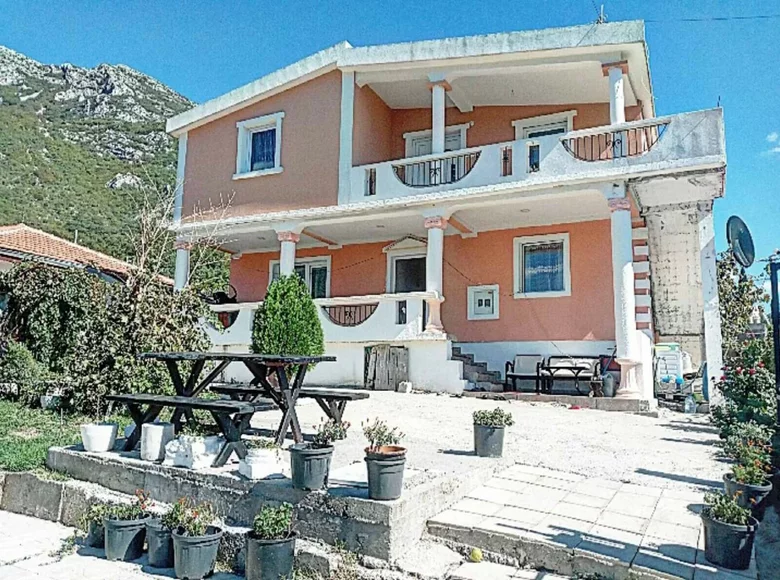 Dom 6 pokojów 180 m² Czarnogóra, Czarnogóra