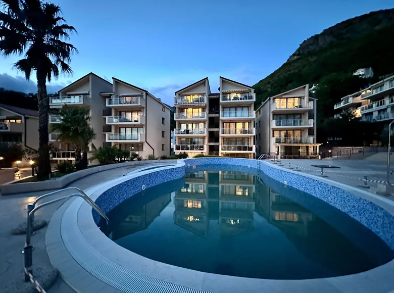 2 bedroom apartment 77 m² Budva, Montenegro