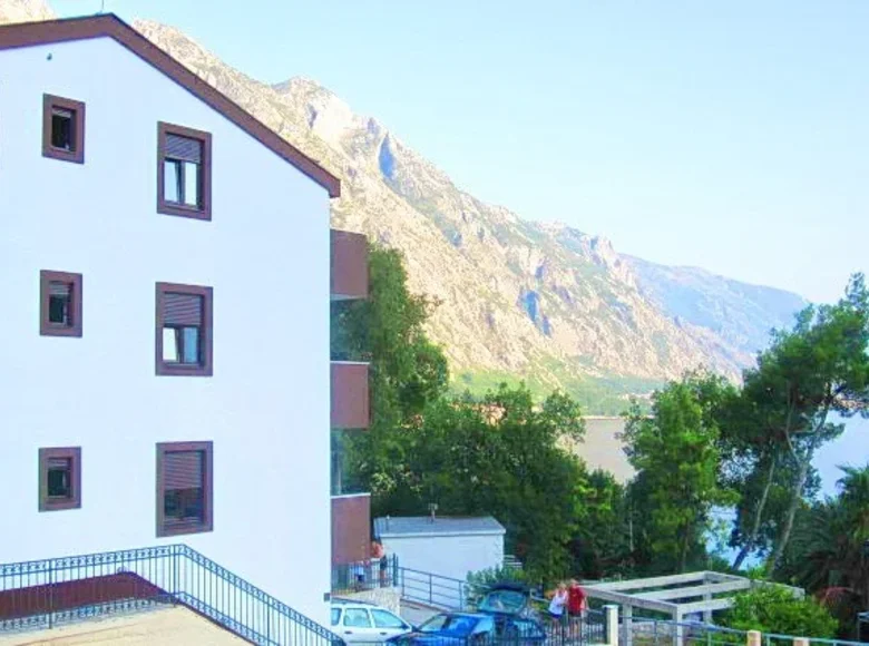 Квартира 2 спальни 72 м² Donji Orahovac, Черногория
