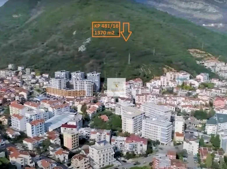 Land 1 370 m² Buljarica, Montenegro