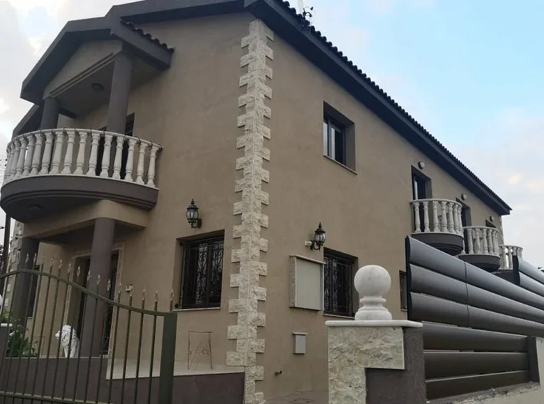 4 bedroom house 325 m² Kato Polemidion Municipality, Cyprus