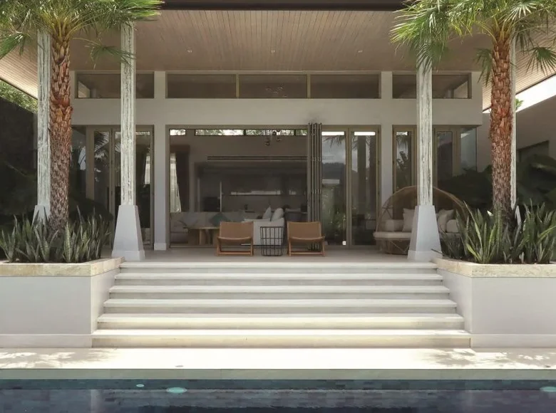 3 bedroom villa 319 m² Phuket, Thailand