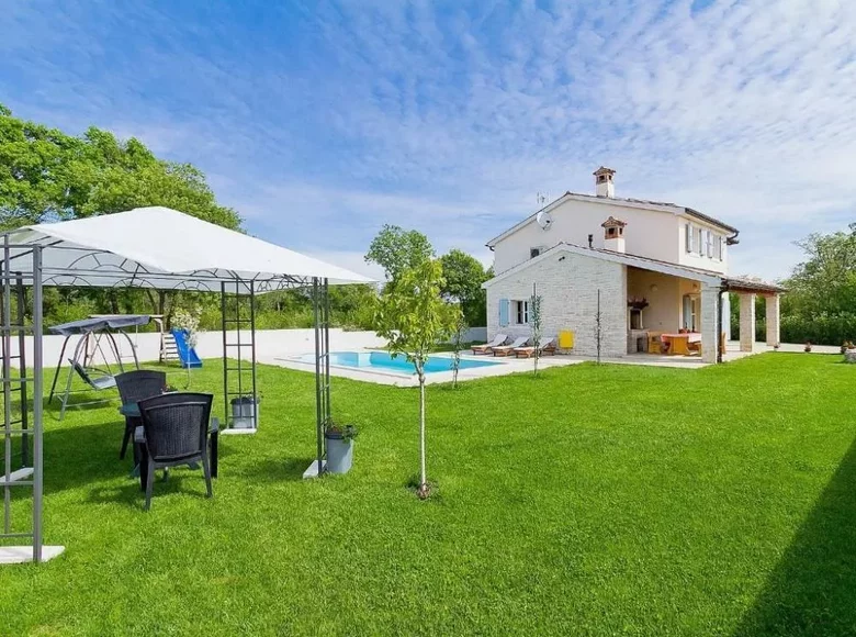 3 bedroom villa 160 m² Grad Pula, Croatia