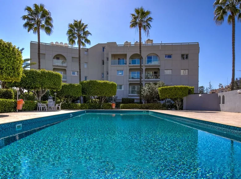 4 bedroom apartment 201 m² Agios Tychonas, Cyprus