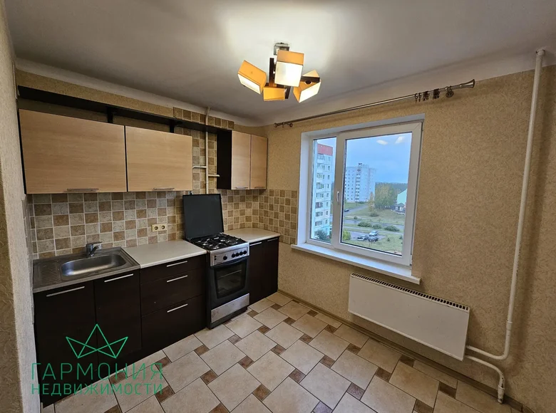 1 room apartment 35 m² Hatava, Belarus