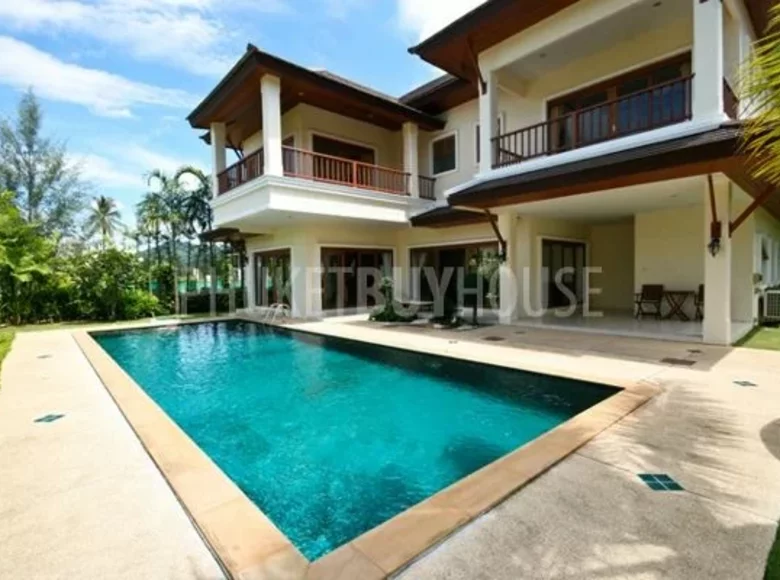3-Schlafzimmer-Villa 377 m² Phuket, Thailand