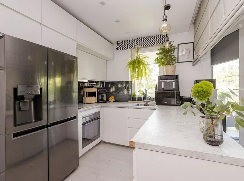 Apartamento 4 habitaciones 69 m² Varsovia, Polonia