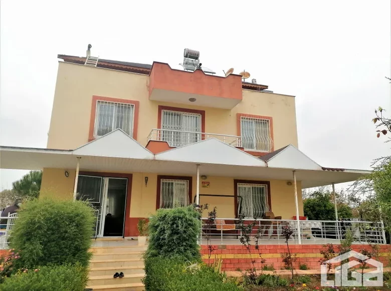 Villa 7 rooms 230 m² Mersin, Turkey