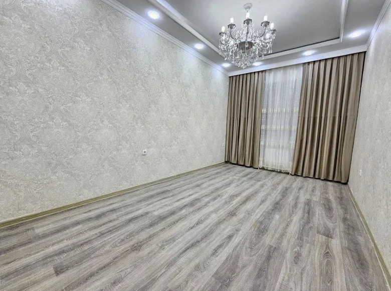 Kvartira 3 xonalar 73 m² Khanabadda