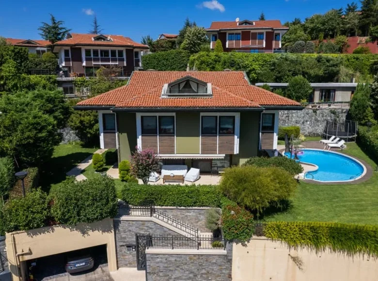 Casa 5 habitaciones 550 m² Buyukdere, Turquía