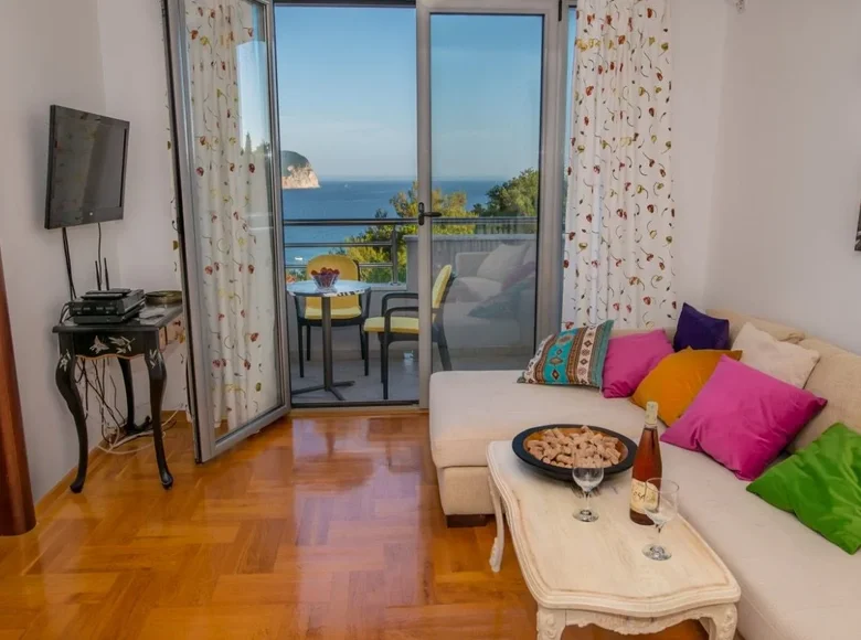 Wohnung 4 Zimmer 90 m² Petrovac, Montenegro