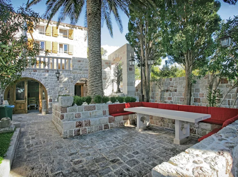 Villa de 5 pièces 494 m² Sustas, Monténégro