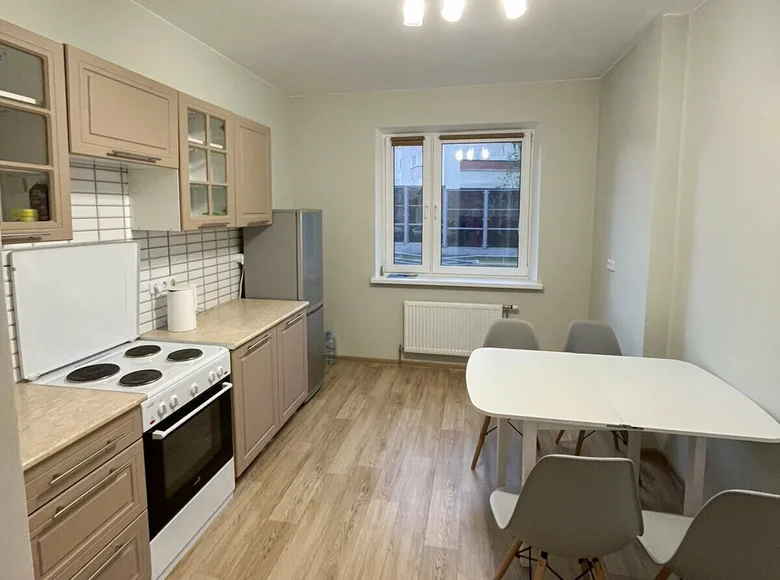 Квартира 2 комнаты 67 м² Мачулищи, Беларусь