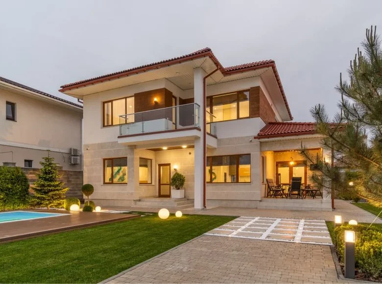 Casa 5 habitaciones 200 m² Lymanka, Ucrania