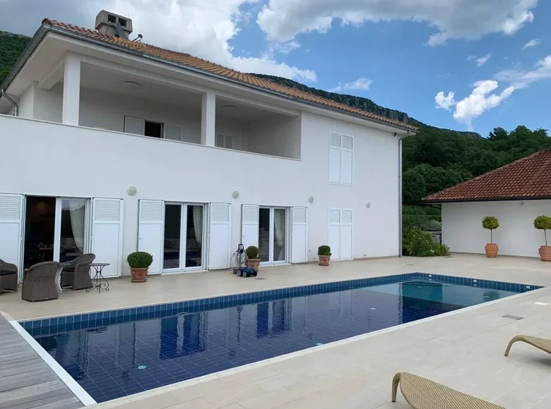 villa de 5 dormitorios 600 m² Crikvenica, Croacia