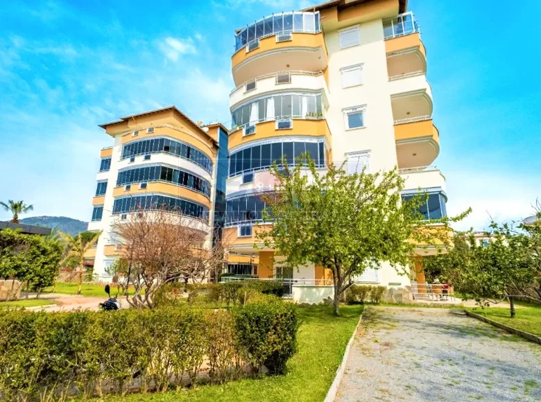 2 bedroom apartment 110 m² Demirtas, Turkey