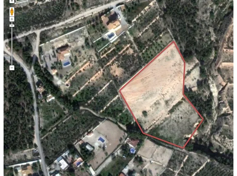 Land 3 bedrooms 400 m² Crevillent, Spain