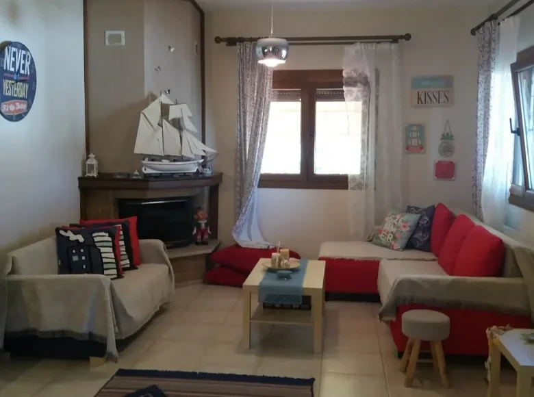 5 bedroom house  Skala Rachoniou, Greece